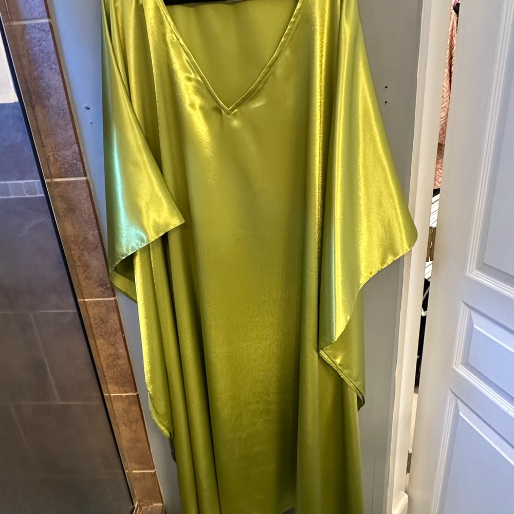 Jibri Vibrant Yellow Satin Kaftan